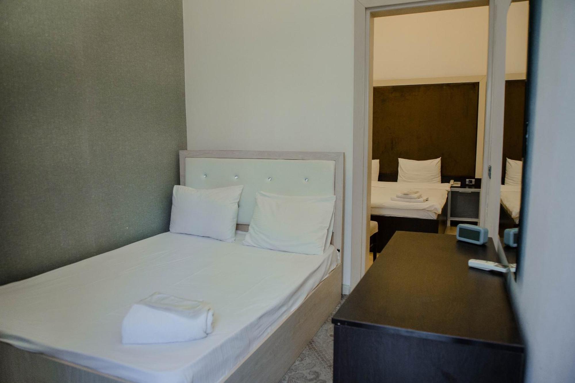 Solo Boutique Hotel Baky Esterno foto