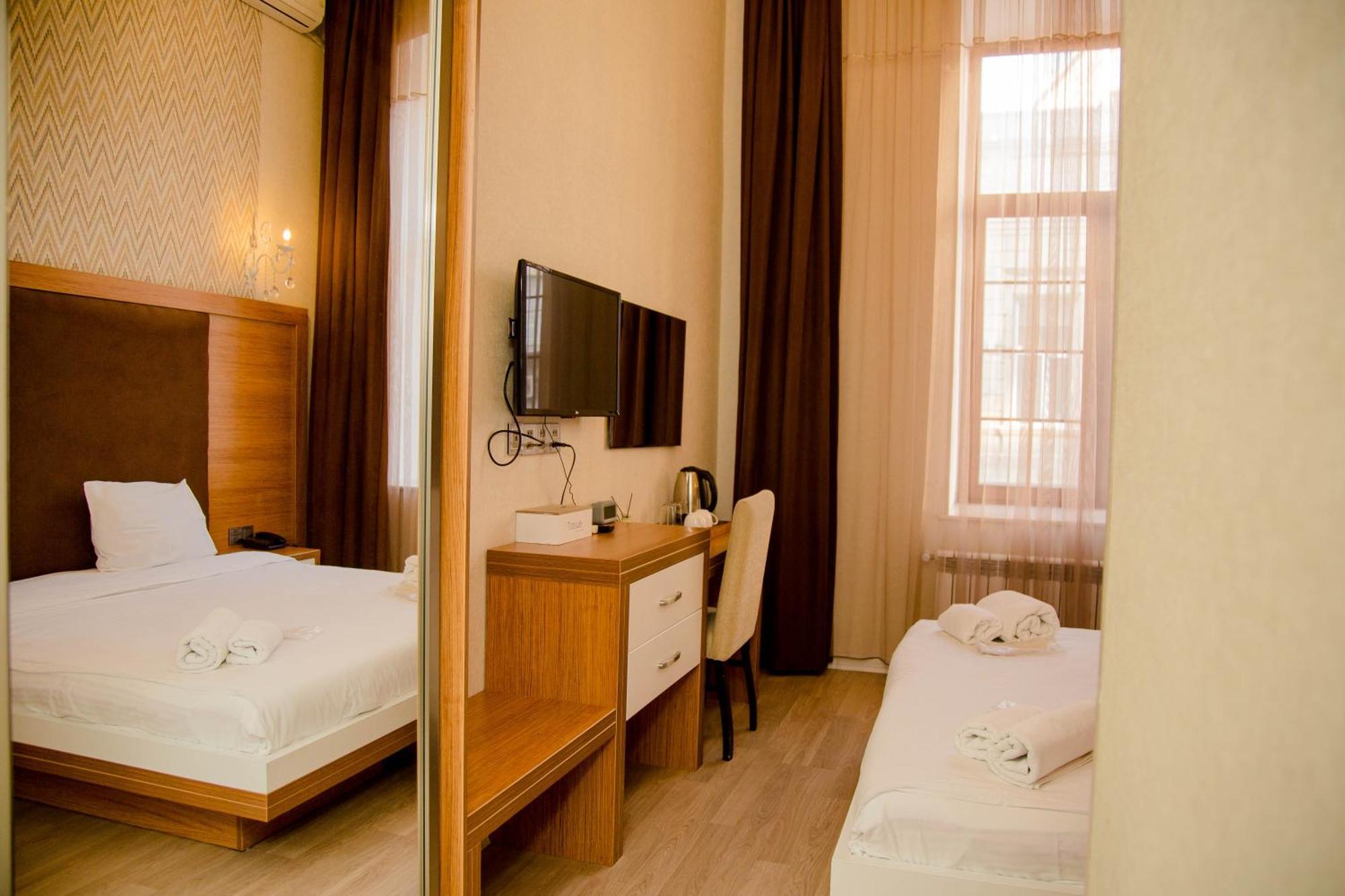 Solo Boutique Hotel Baky Esterno foto