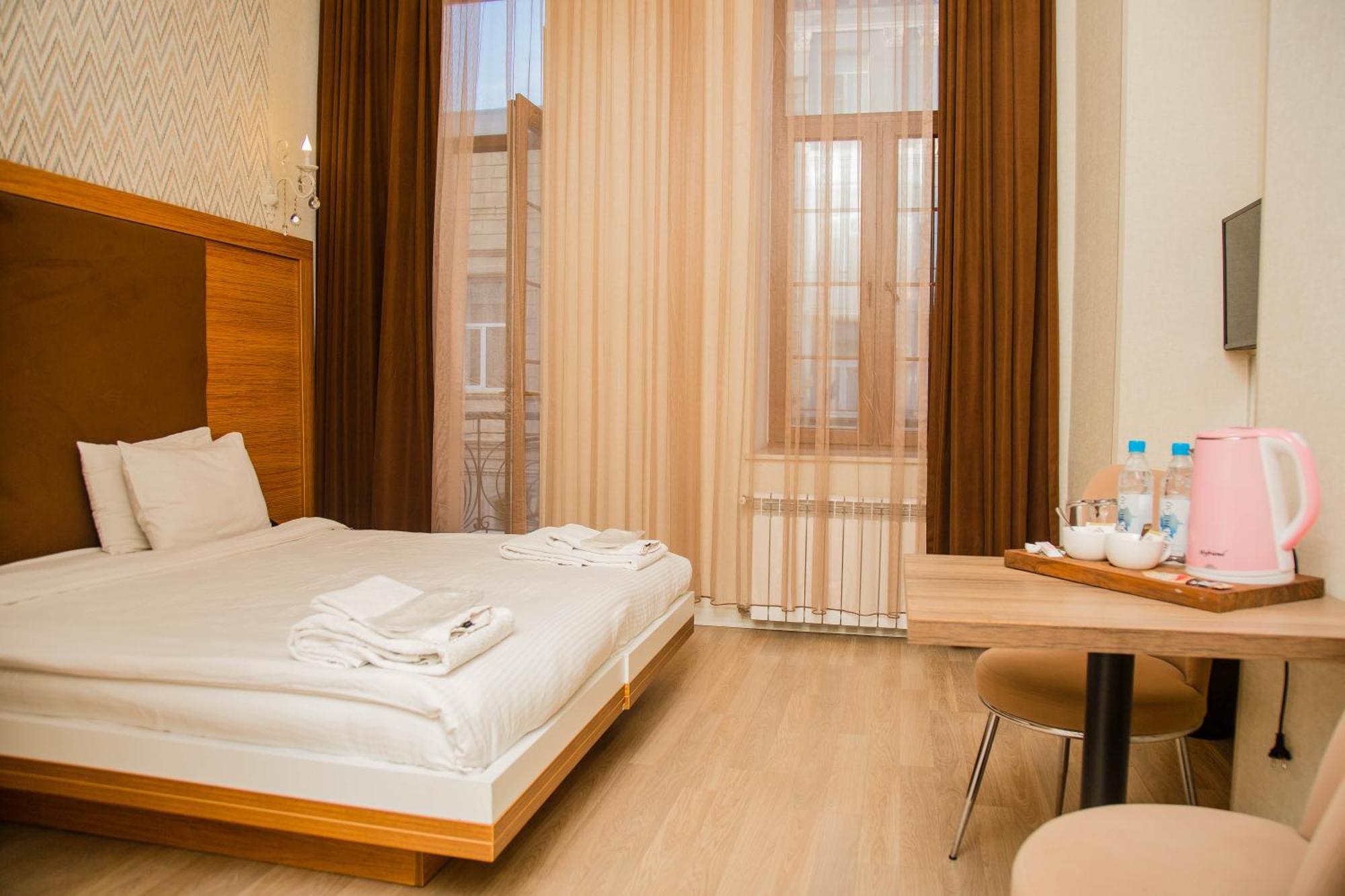 Solo Boutique Hotel Baky Esterno foto